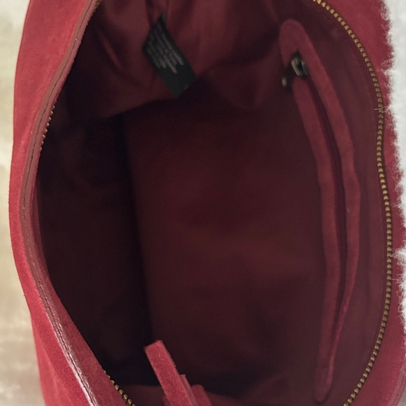 Elegant Suede Burgundy Shoulder Bag - Picture 5 of 7